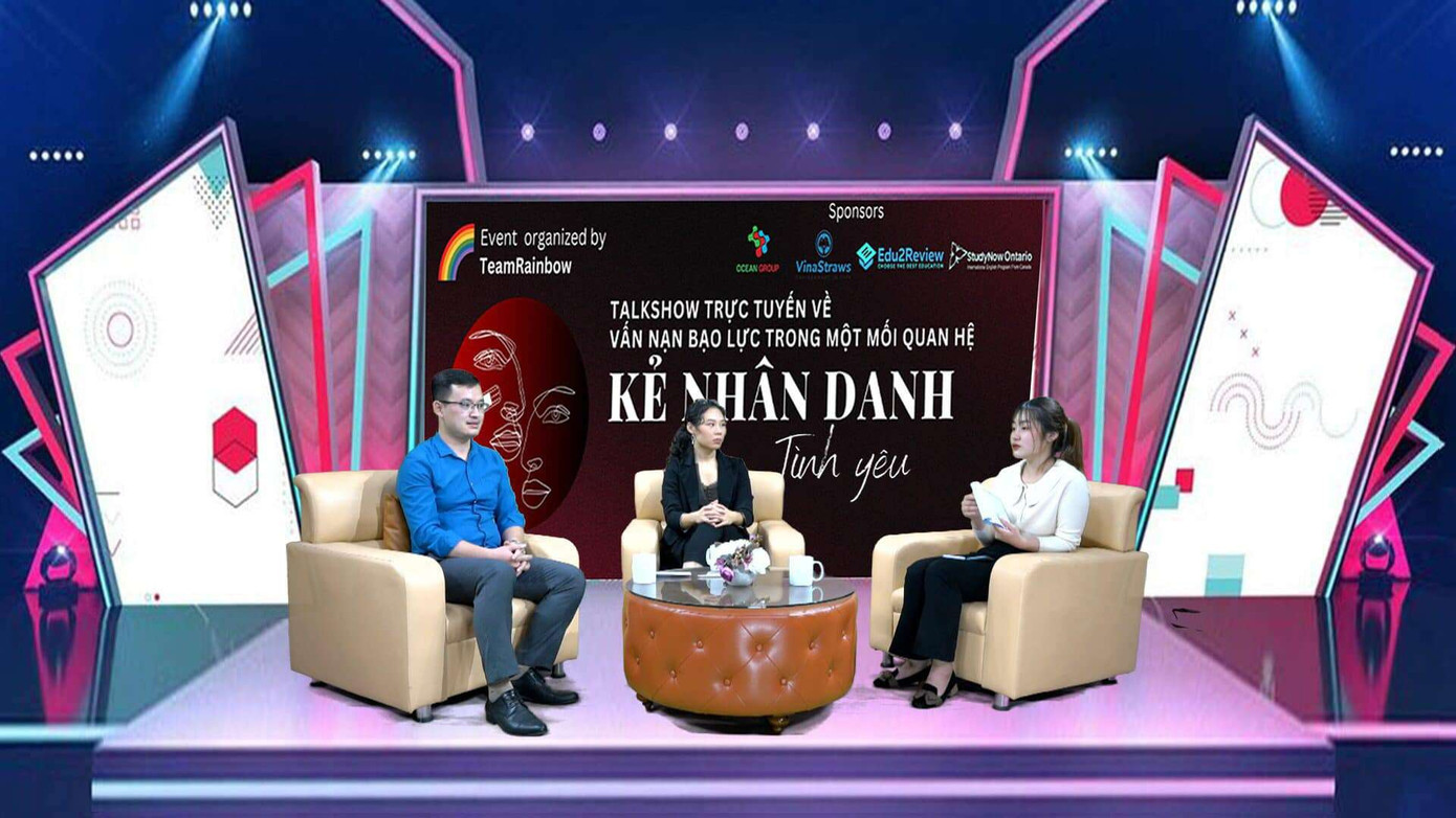 Thảo với vai trò MC Talkshow Kẻ nhân danh tình yêu. Thảo với vai trò MC Talkshow Kẻ nhân danh tình yêu.