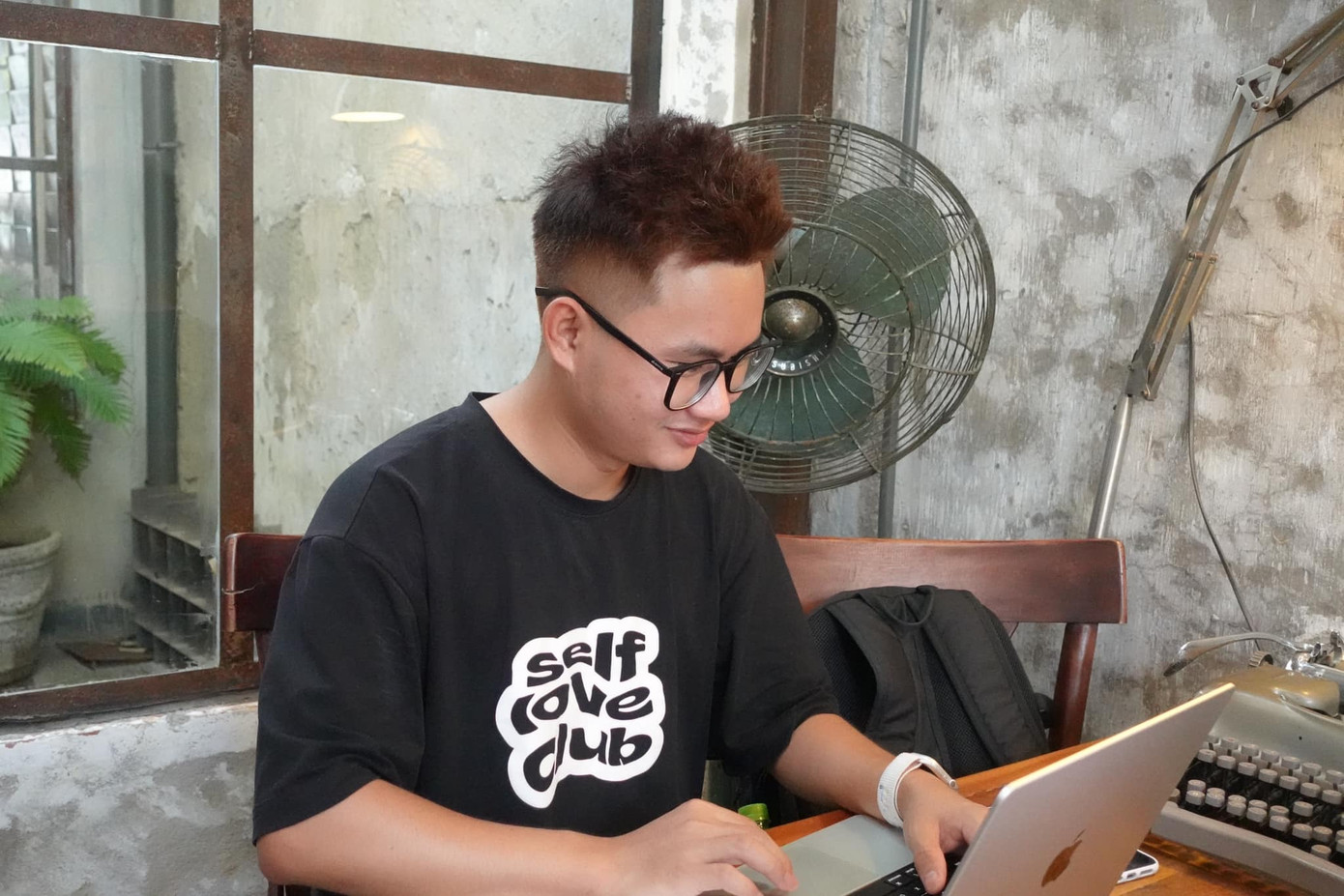 Song song với học thạc sĩ Đức Tâm còn triển khai vận hành khóa học online tiếng Trung với 1.400 học sinh.