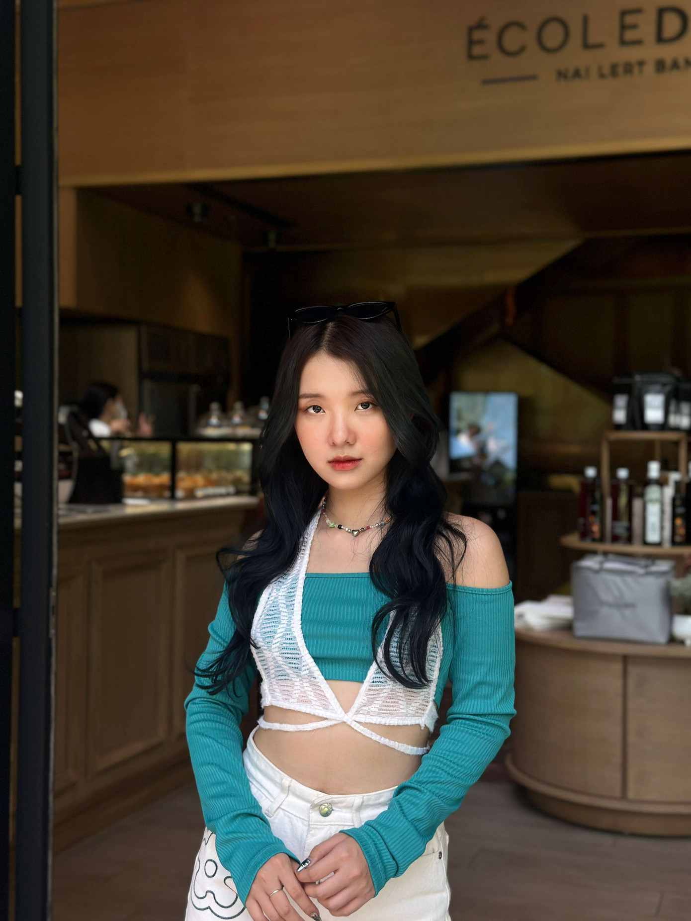 Sau khi thấy được sự nỗ lực và cố gắng của Nhi, ba cô đã ủng hộ cô đến với nghề Content creator.