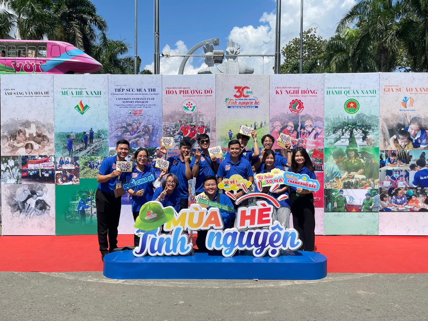 Tiên phong tổ chức và tham gia nhiều chương trình, hoạt động Đoàn – Hội.