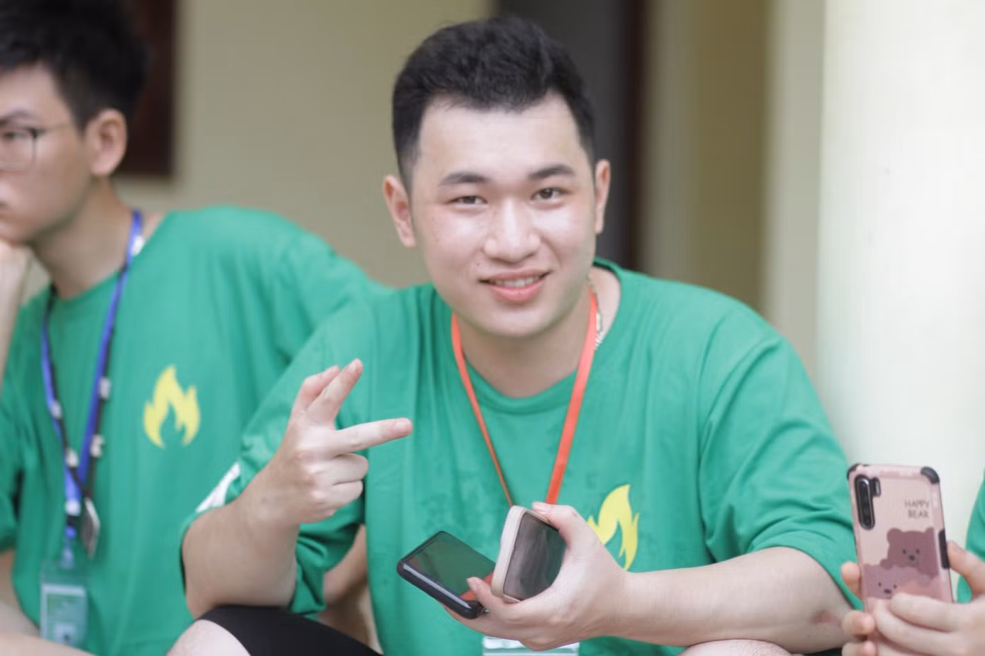 Từng là cậu một sinh viên hướng nội, nhút nhát, nhờ tham gia hoạt động tình nguyện của Hội sinh viên đã giúp cho Hùng mạnh dạn và tự tin hơn rất nhiều.