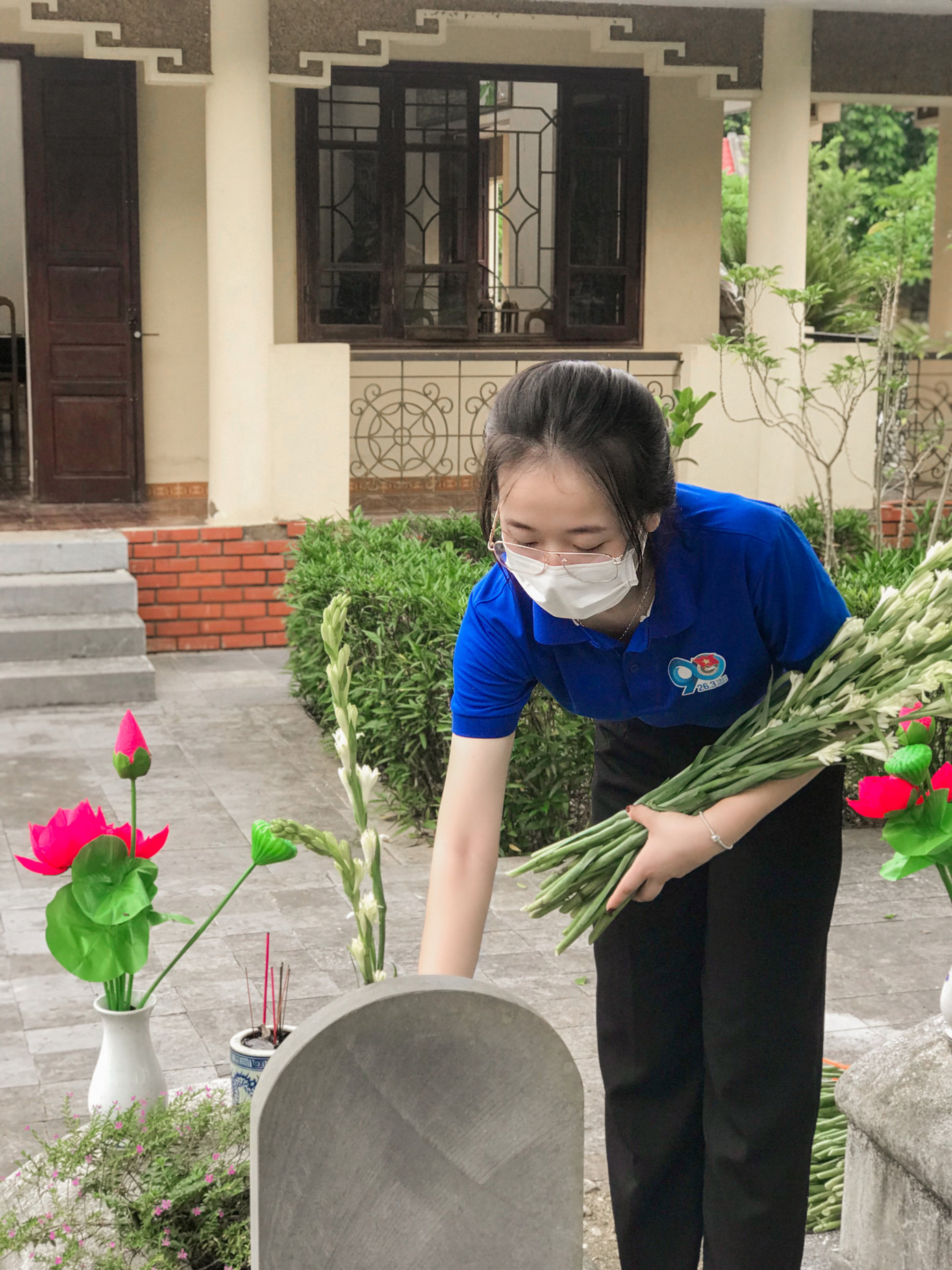 Thùy Linh tham gia rất nhiều hoạt động: thiện nguyện, trồng cây, các cuộc thi Đoàn - Đội,... của trường cũng như huyện, tỉnh. Thùy Linh tham gia rất nhiều hoạt động: thiện nguyện, trồng cây, các cuộc thi Đoàn - Đội,... của trường cũng như huyện, tỉnh.