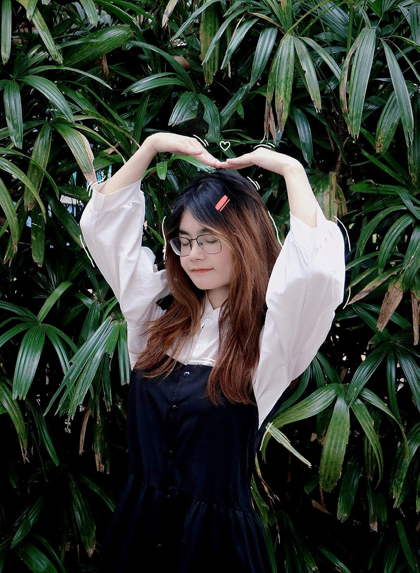 Mai Hằng Đan là sinh viên học song ngành Kế toán và ngành Quan hệ công chúng (PR) tại Trường Đại học Kinh tế Quốc dân (NEU). Mai Hằng Đan là sinh viên học song ngành Kế toán và ngành Quan hệ công chúng (PR) tại Trường Đại học Kinh tế Quốc dân (NEU).