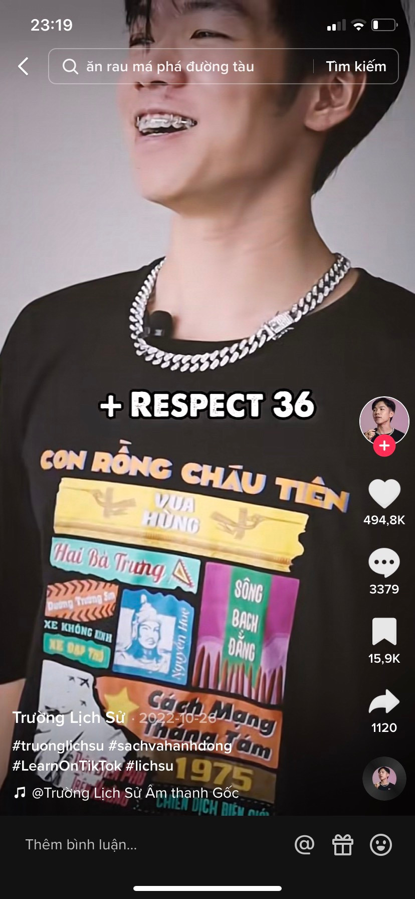 Video dài 24 giây nhưng lượt xem lên tới 5,2 triệu kể về mảnh đất Thanh Hóa cùng câu chuyện “Ăn rau má, phá đường tàu” giúp mọi người hiểu đúng về câu nói này và quan trọng hơn hết là gắn kết mọi người hơn. Video dài 24 giây nhưng lượt xem lên tới 5,2 triệu kể về mảnh đất Thanh Hóa cùng câu chuyện “Ăn rau má, phá đường tàu” giúp mọi người hiểu đúng về câu nói này và quan trọng hơn hết là gắn kết mọi người hơn.