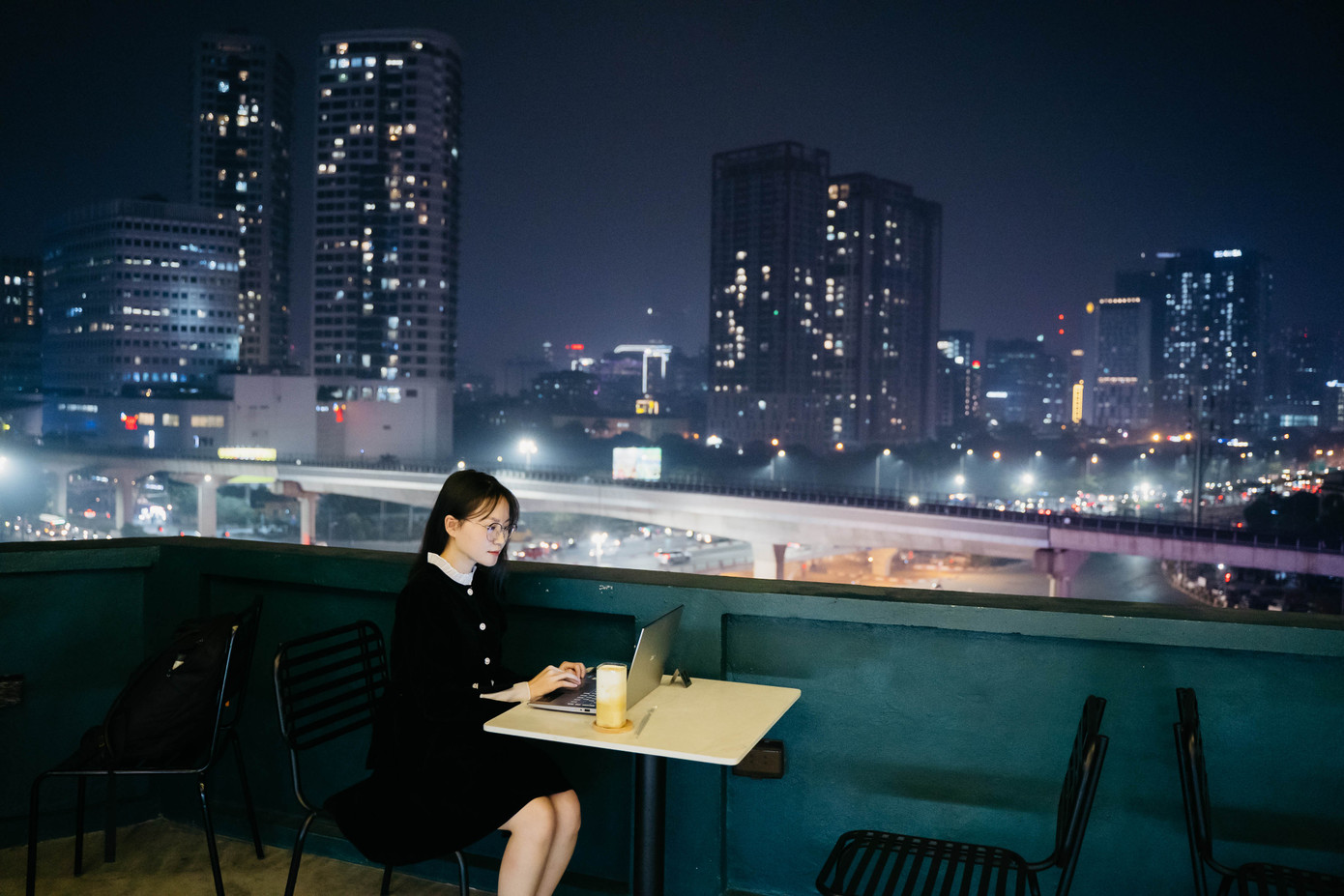 Lan Anh yêu thích sự yên tĩnh và thường tìm cho mình một chốn thân quen.