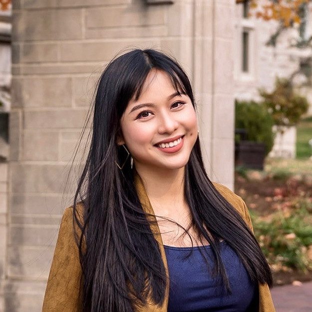 Cô gái Việt từng bị trầm cảm lâm sàng, phải gặp bác sĩ điều trị tâm lý hàng tuần. Cô gái Việt từng bị trầm cảm lâm sàng, phải gặp bác sĩ điều trị tâm lý hàng tuần.