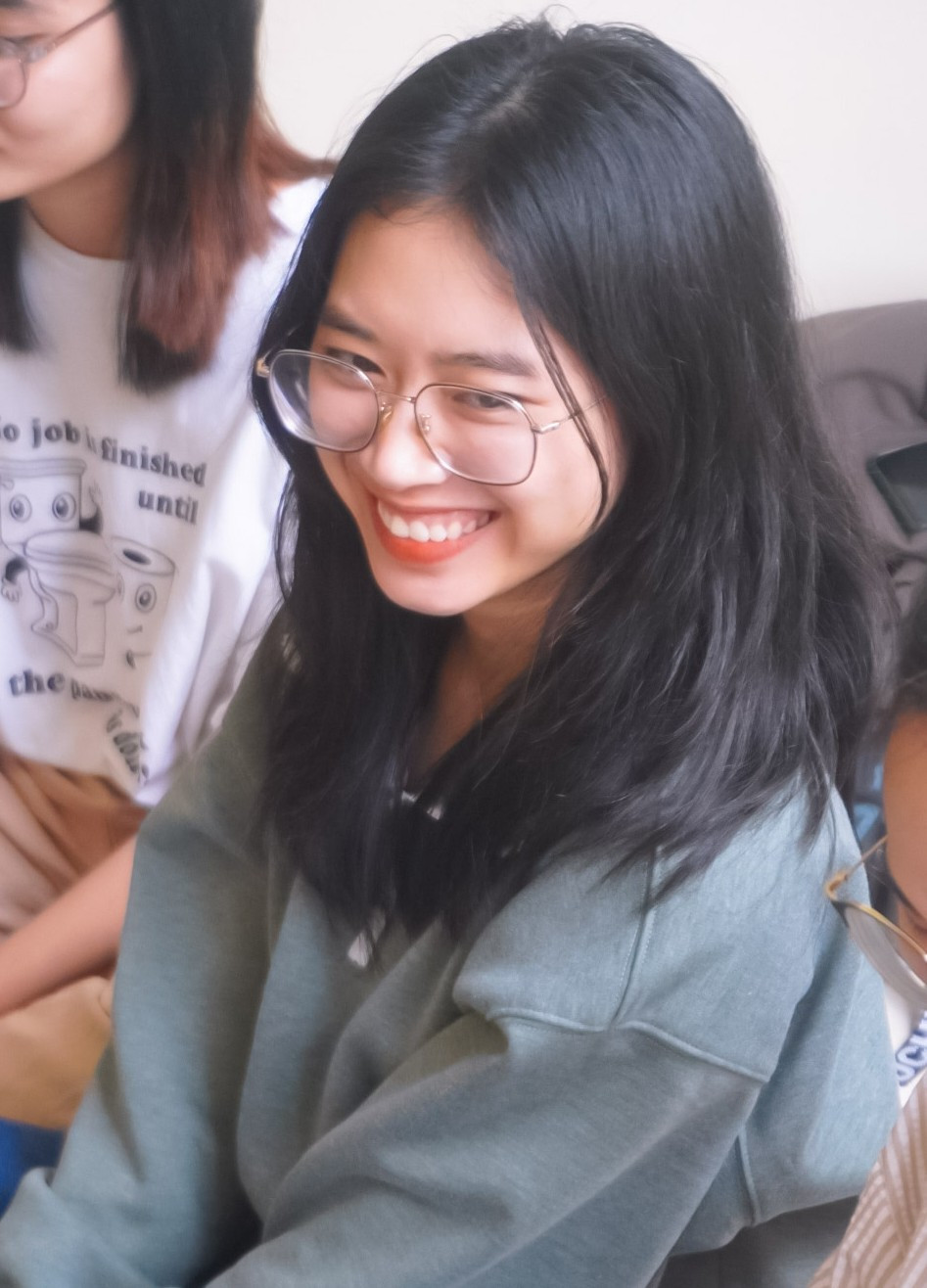 Thanh Trúc khi tham gia trải nghiệm một Workshop Sống chánh niệm. Thanh Trúc khi tham gia trải nghiệm một Workshop Sống chánh niệm.