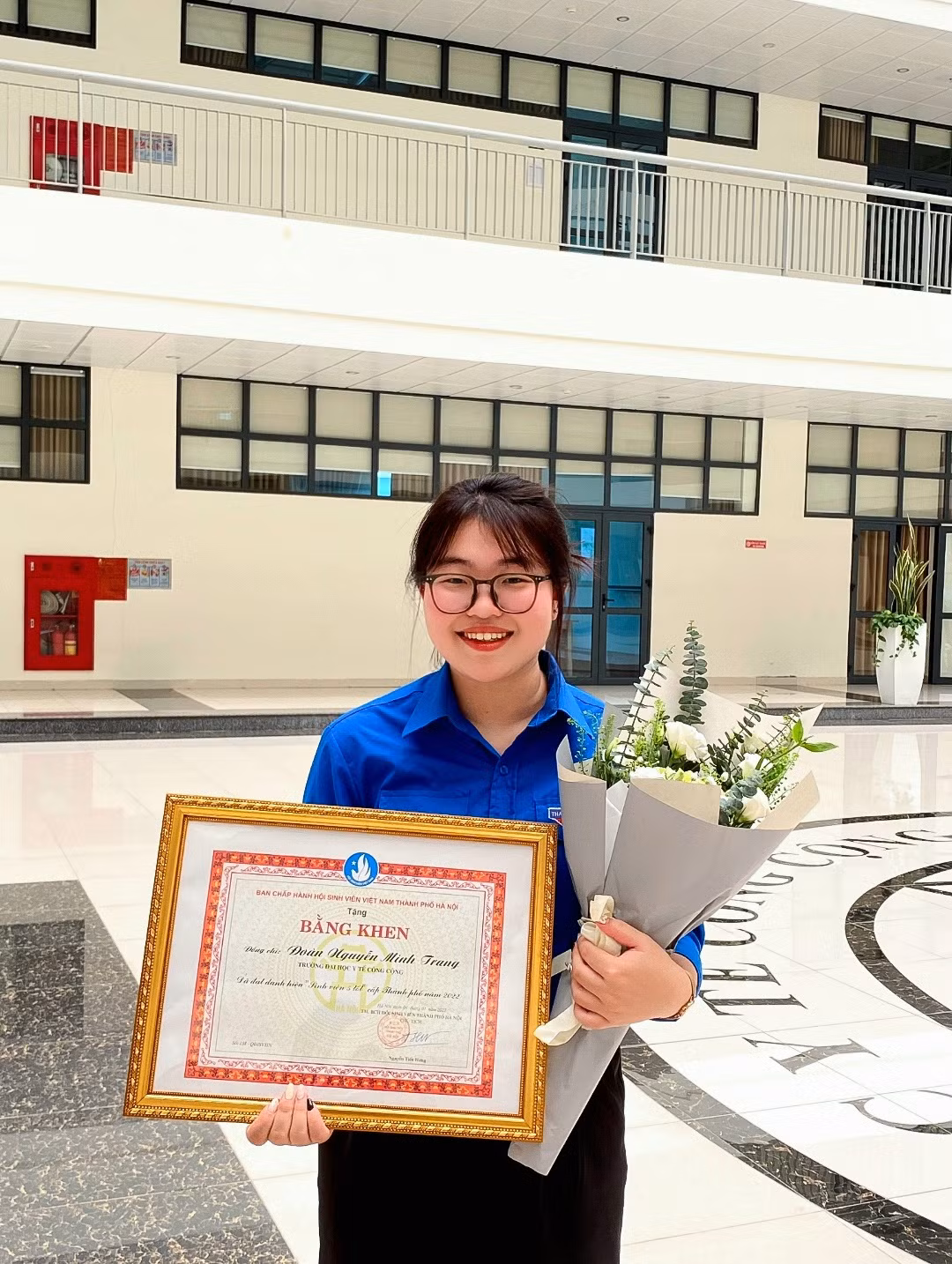 Minh Trang đạt danh hiệu “Sinh viên 5 tốt” cấp Thành phố năm 2022.