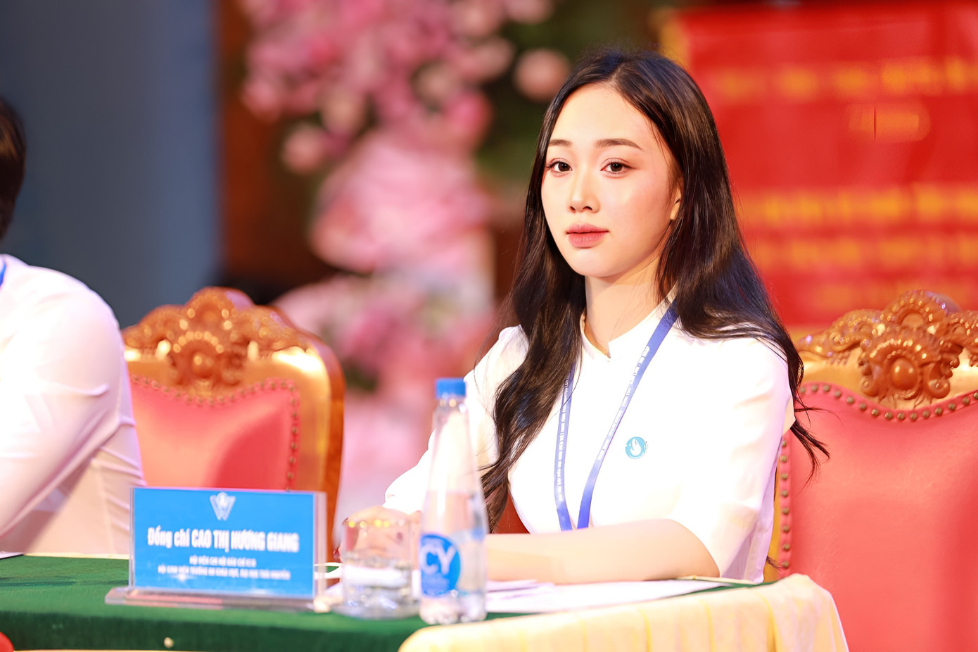 Cao Giang - sinh viên năm 4 khoa Báo chí Truyền thông. Cao Giang - sinh viên năm 4 khoa Báo chí Truyền thông.