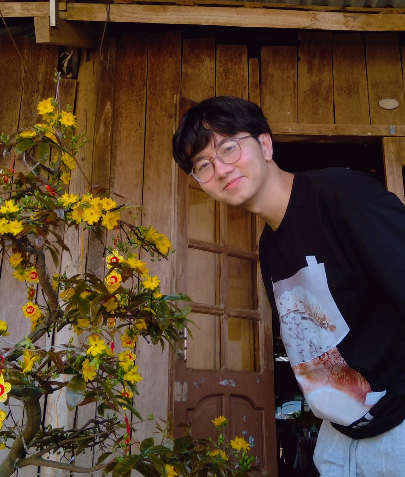 "Mình vẫn xem Tết như một người bạn, không chỉ là bạn của mình mà còn là người bạn lớn của dân tộc. Người bạn tốt ấy đã cùng mình đi qua rất nhiều năm tháng và đem lại cho mình rất nhiều niềm vui."