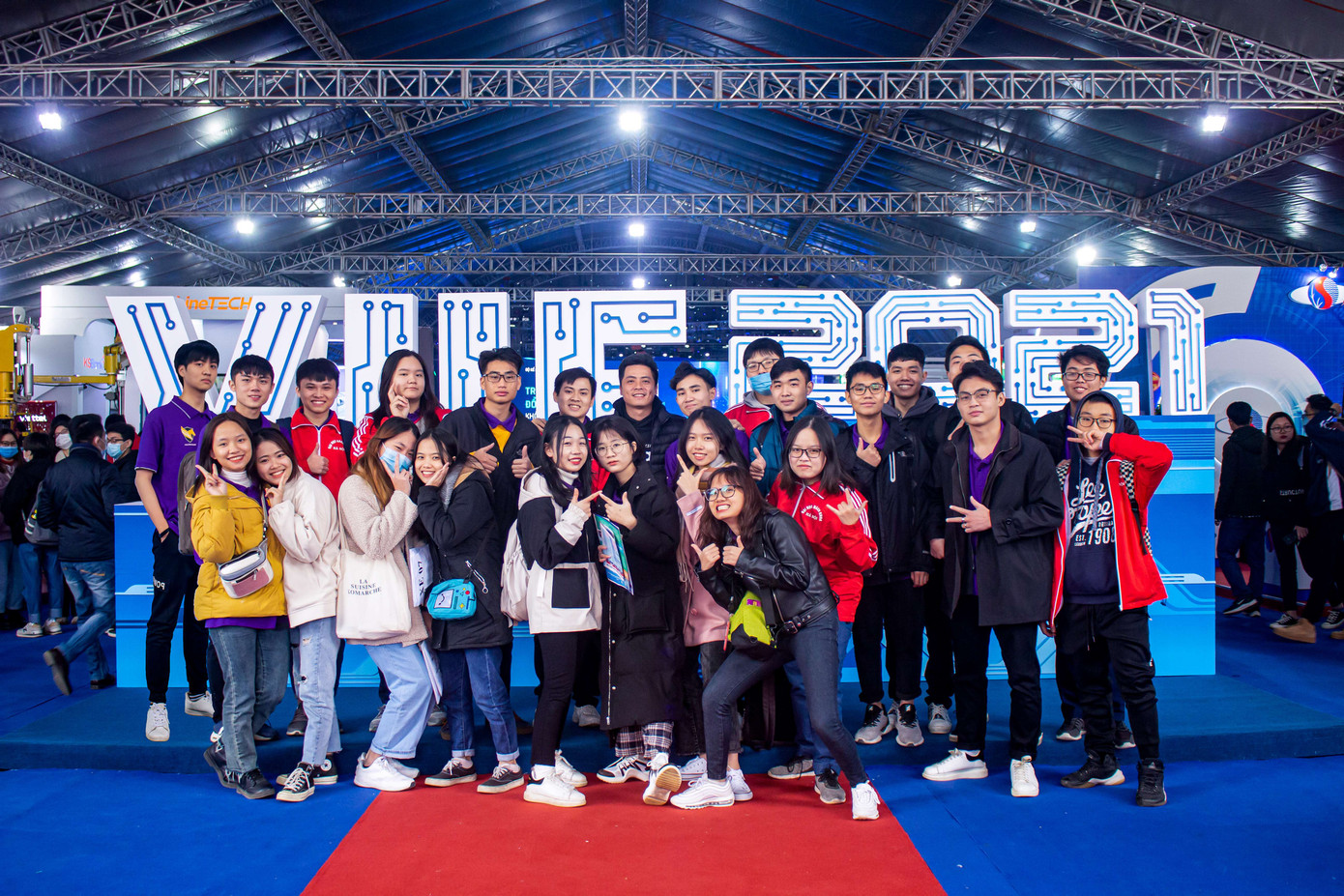 Thanh Thảo tham gia hỗ trợ Triển lãm quốc tế Đổi mới sáng tạo Việt Nam 2021. Thanh Thảo tham gia hỗ trợ Triển lãm quốc tế Đổi mới sáng tạo Việt Nam 2021.