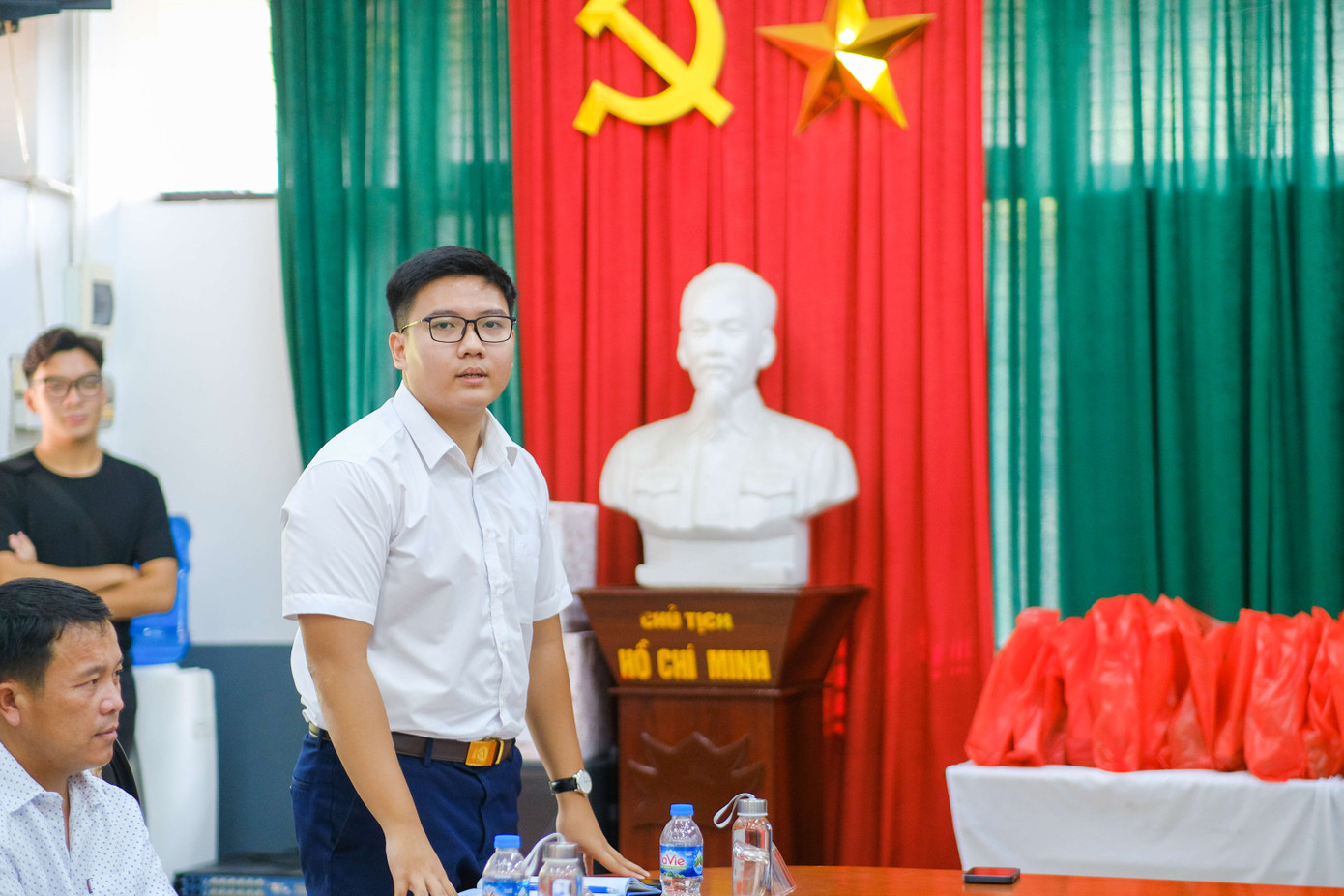 Bạn Nguyễn Tuấn Kiệt: “Thật ý nghĩa khi sự hợp tác quốc tế giữa sinh viên hai nước Việt – Lào được đánh dấu trong một chương trình thiện nguyện vì cộng đồng.”