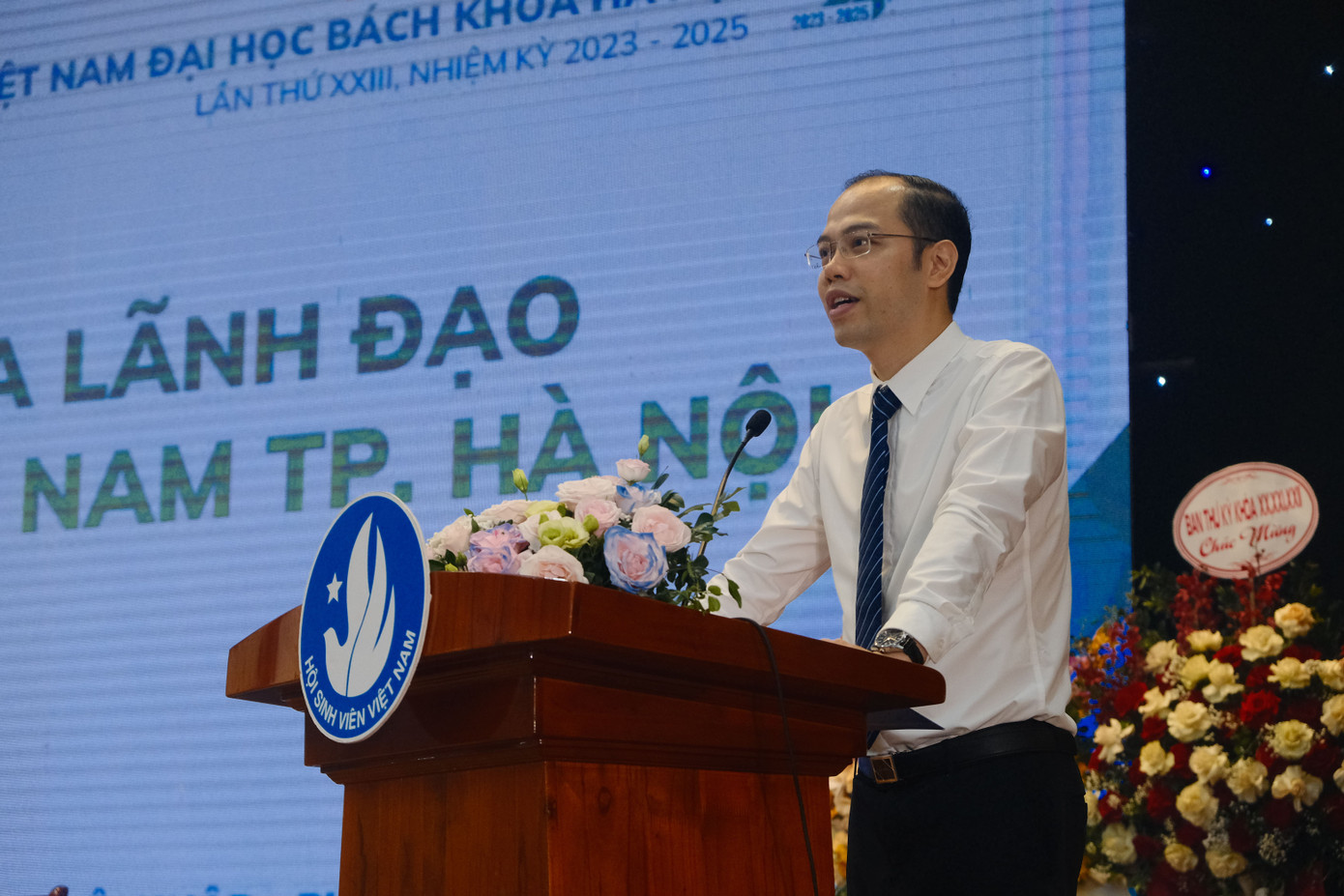 Anh Nguyễn Tiến Hưng: “Hội Sinh viên là người bạn gần gũi của sinh viên, sinh viên ở đâu, tổ chức hội ở đó.” Anh Nguyễn Tiến Hưng: “Hội Sinh viên là người bạn gần gũi của sinh viên, sinh viên ở đâu, tổ chức hội ở đó.”