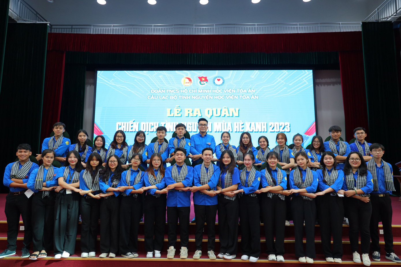 Lễ ra quân chiến dịch “Mùa hè xanh” năm 2023 của sinh viên Học viện Toà án.