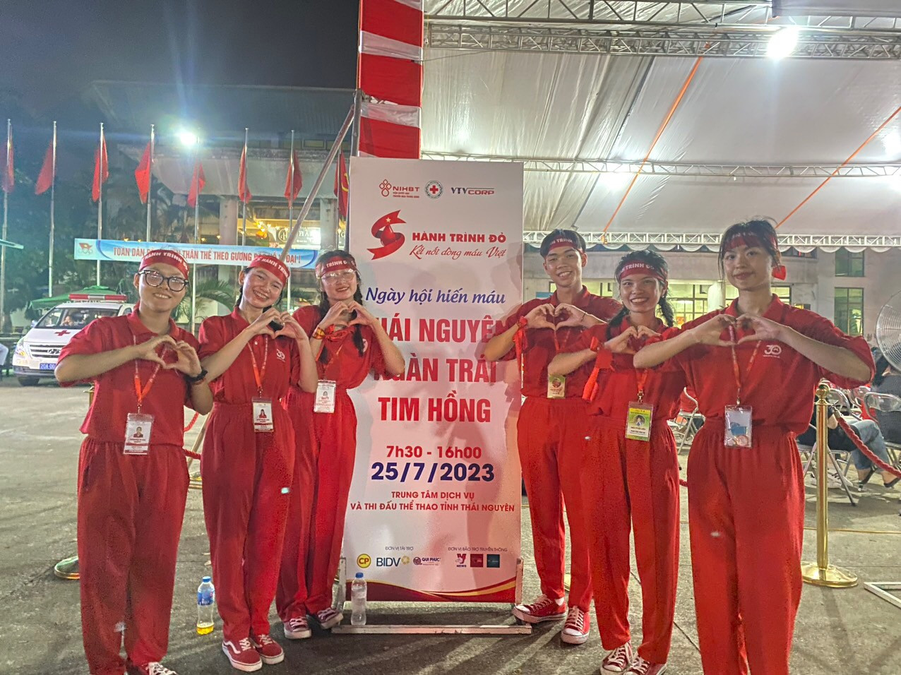 Những giọt mồ hôi chảy ướt đẫm lưng áo cùng đồng đội sẽ mãi là kỷ niệm khó quên trong những năm tháng thanh xuân của Tân.