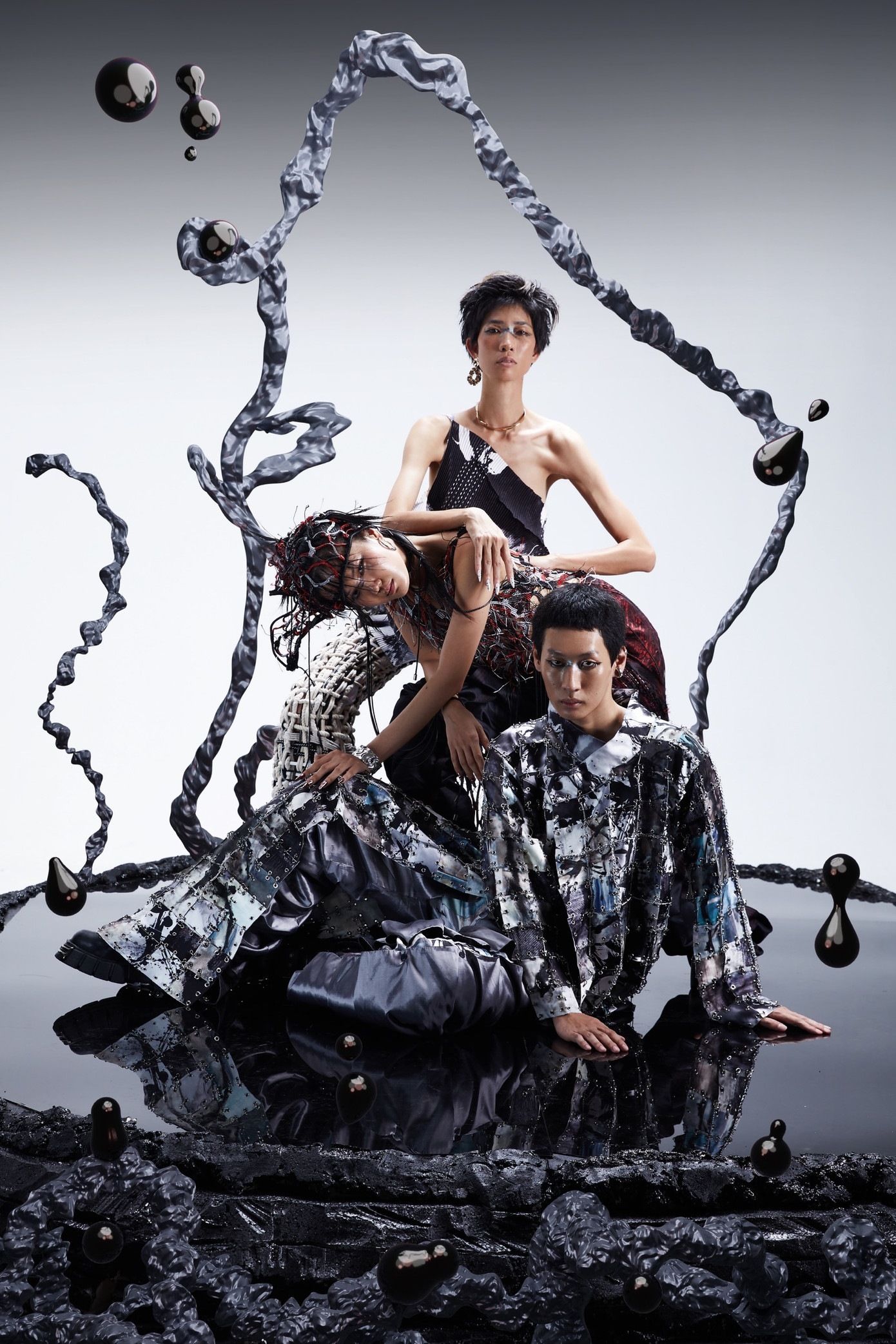 Anh Thư thiết kế với góc nhìn mới của một người trẻ trong nhịp sống hiện đại.