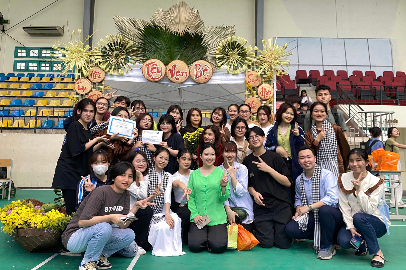 Quốc Khánh tham gia Ngày hội văn hoá dân tộc Việt Nam.