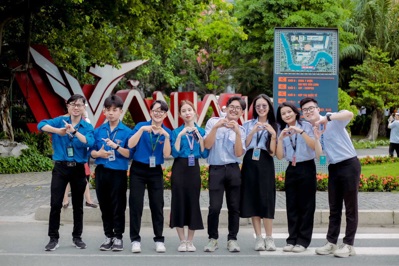 Đoàn – Hội đã cho Oanh nhiều trải nghiệm để trưởng thành. Đoàn – Hội đã cho Oanh nhiều trải nghiệm để trưởng thành.