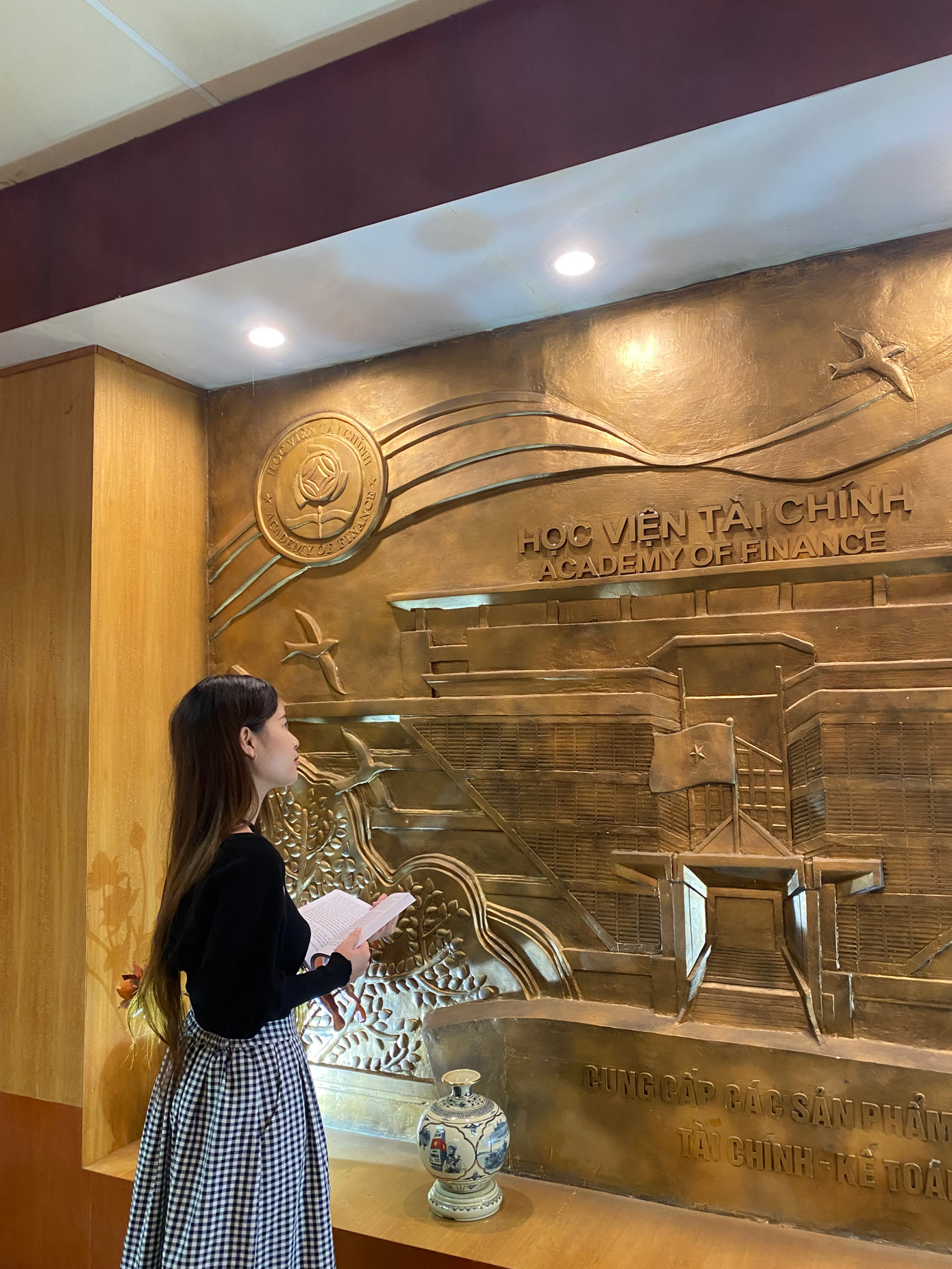 Cô muốn bản thân thử sức trong nhiều vai trò, được “cọ xát” trong nhiều tình huống khác nhau. Cô muốn bản thân thử sức trong nhiều vai trò, được “cọ xát” trong nhiều tình huống khác nhau.