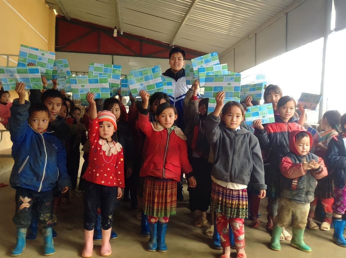 Hoạt động tình nguyện tại Lào Cai. Hoạt động tình nguyện tại Lào Cai.