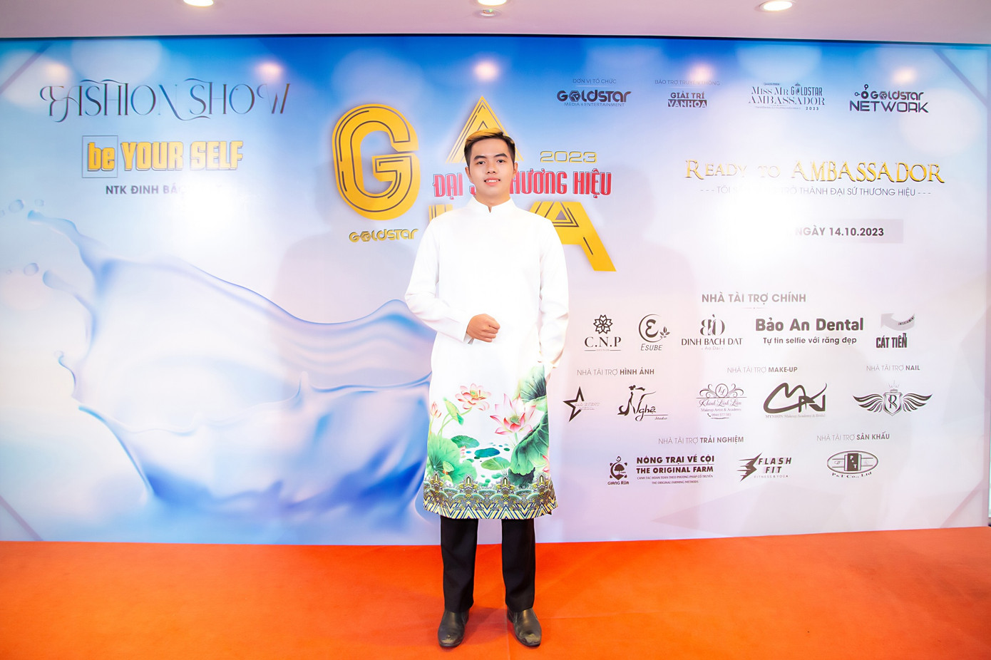 Phan Nhật Minh - Top 10 Đại Sứ Thương Hiệu. Phan Nhật Minh - Top 10 Đại Sứ Thương Hiệu.