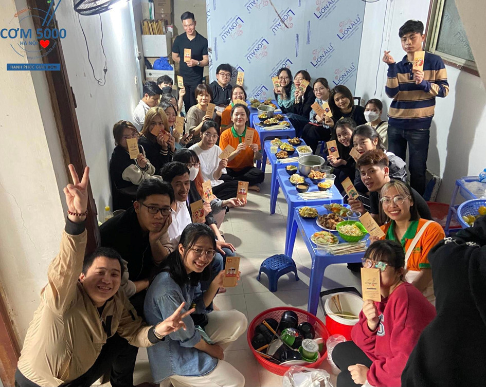 Các thành viên trong CLB Cơm 5000 Hà Nội (Ảnh: NVCC).