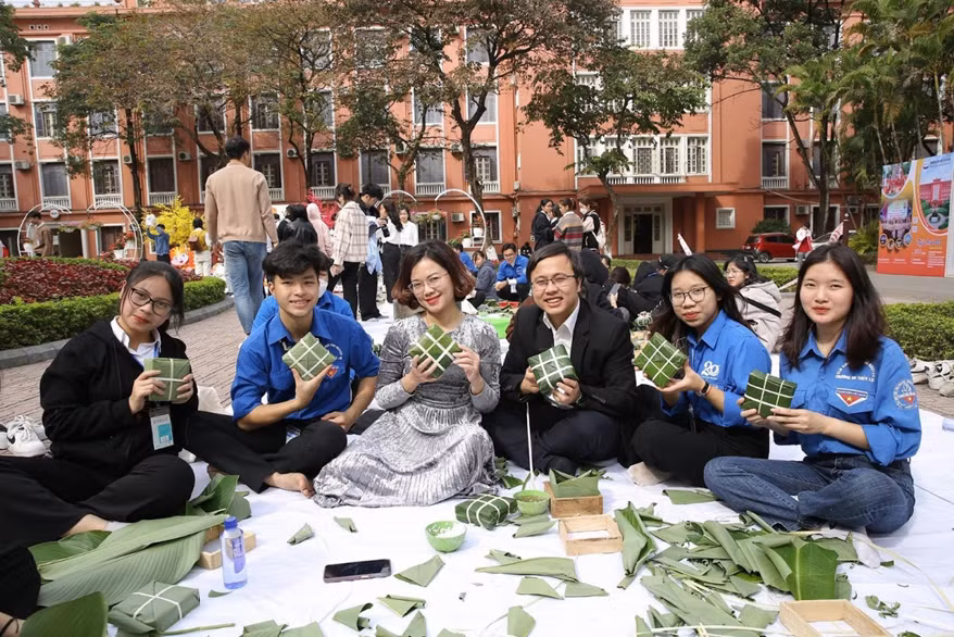 Hình ảnh những chiếc bánh chưng được gói rất cẩn thận và đẹp đẽ.