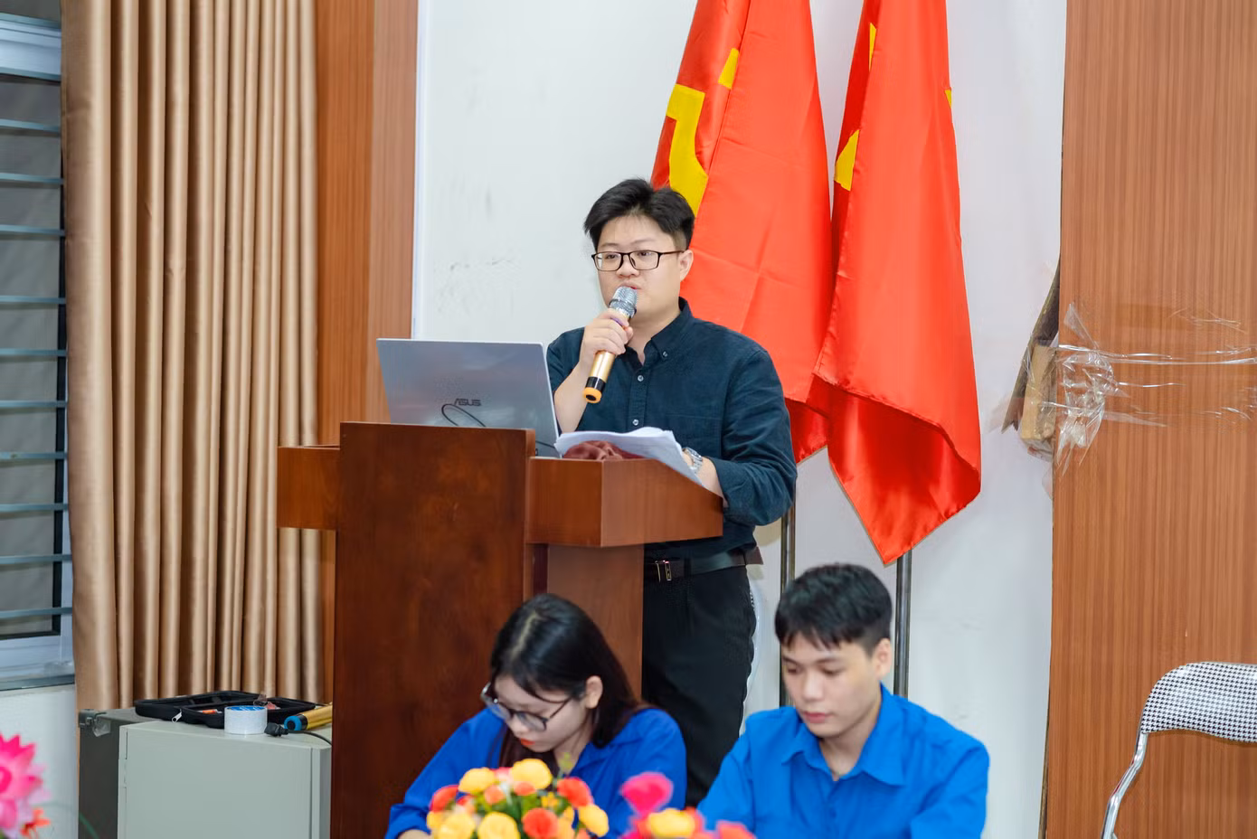 Duy Khánh luôn tiên phong trong các hoạt động Đoàn - Hội. Duy Khánh luôn tiên phong trong các hoạt động Đoàn - Hội.