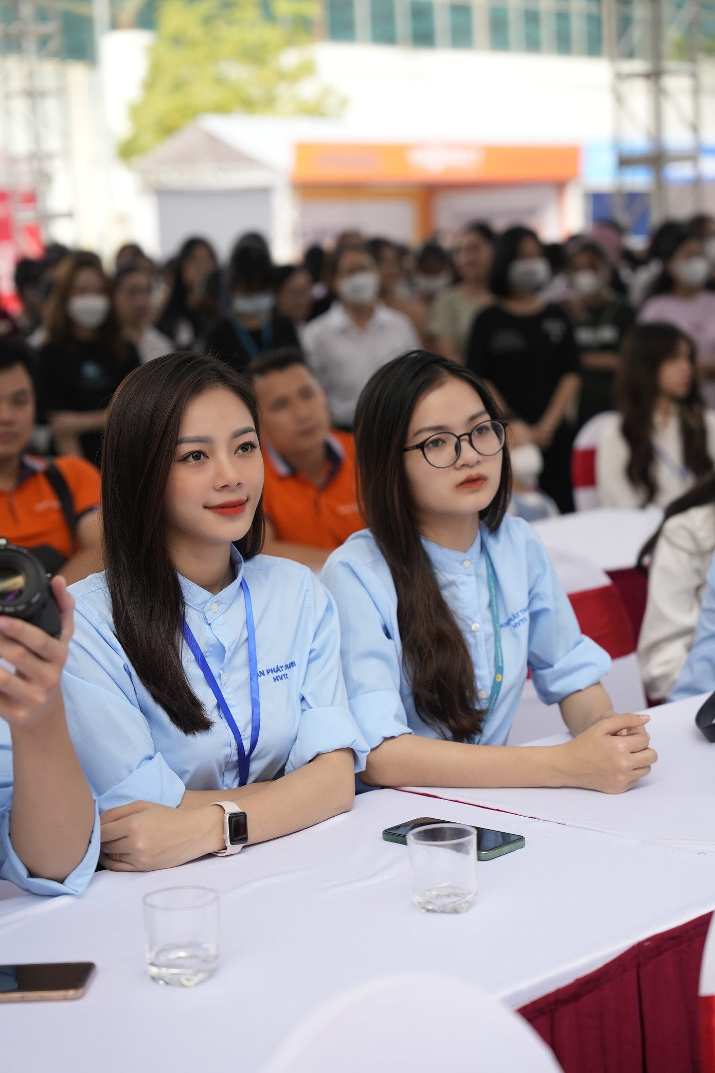 Cô gái tích cực tham gia các hoạt động Đoàn - Hội và trở thành Phó Trưởng ban Phát thanh Đoàn thanh niên Học viện Tài chính nhiệm kỳ 2021-2022. Cô gái tích cực tham gia các hoạt động Đoàn - Hội và trở thành Phó Trưởng ban Phát thanh Đoàn thanh niên Học viện Tài chính nhiệm kỳ 2021-2022.