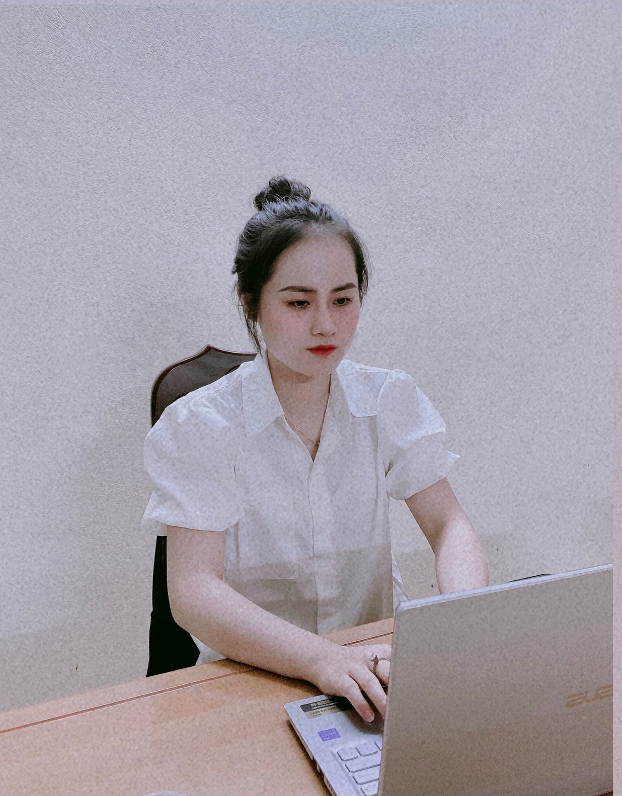 Lan Anh có cơ hội thực tập tại Trung tâm trợ giúp người lao động (thuộc Liên đoàn Lao động tỉnh Thái Nguyên).