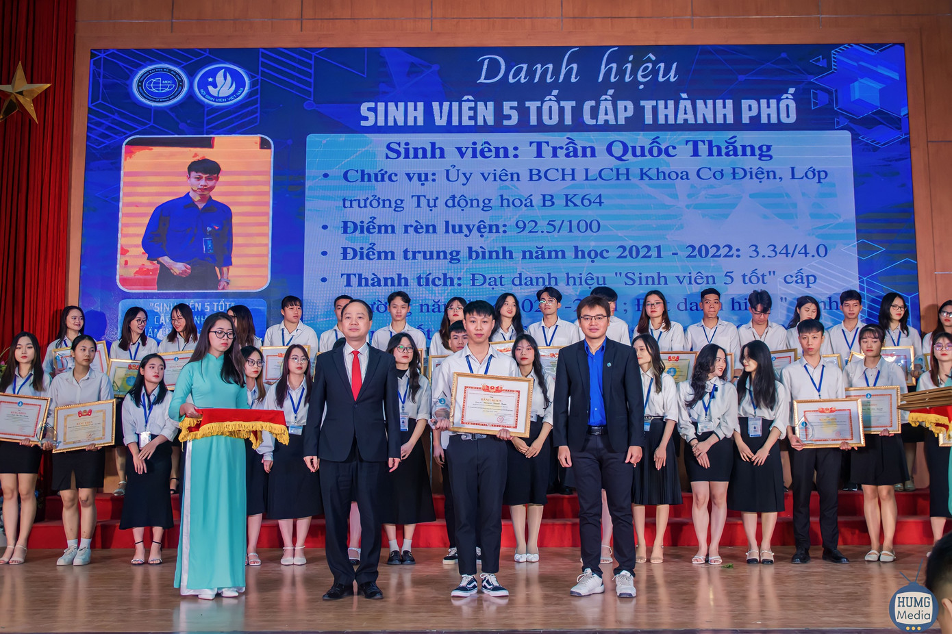 Quốc Thắng đạt Danh hiệu Sinh viên 5 tốt cấp Trường &amp; Thành phố năm học 2021-2022.