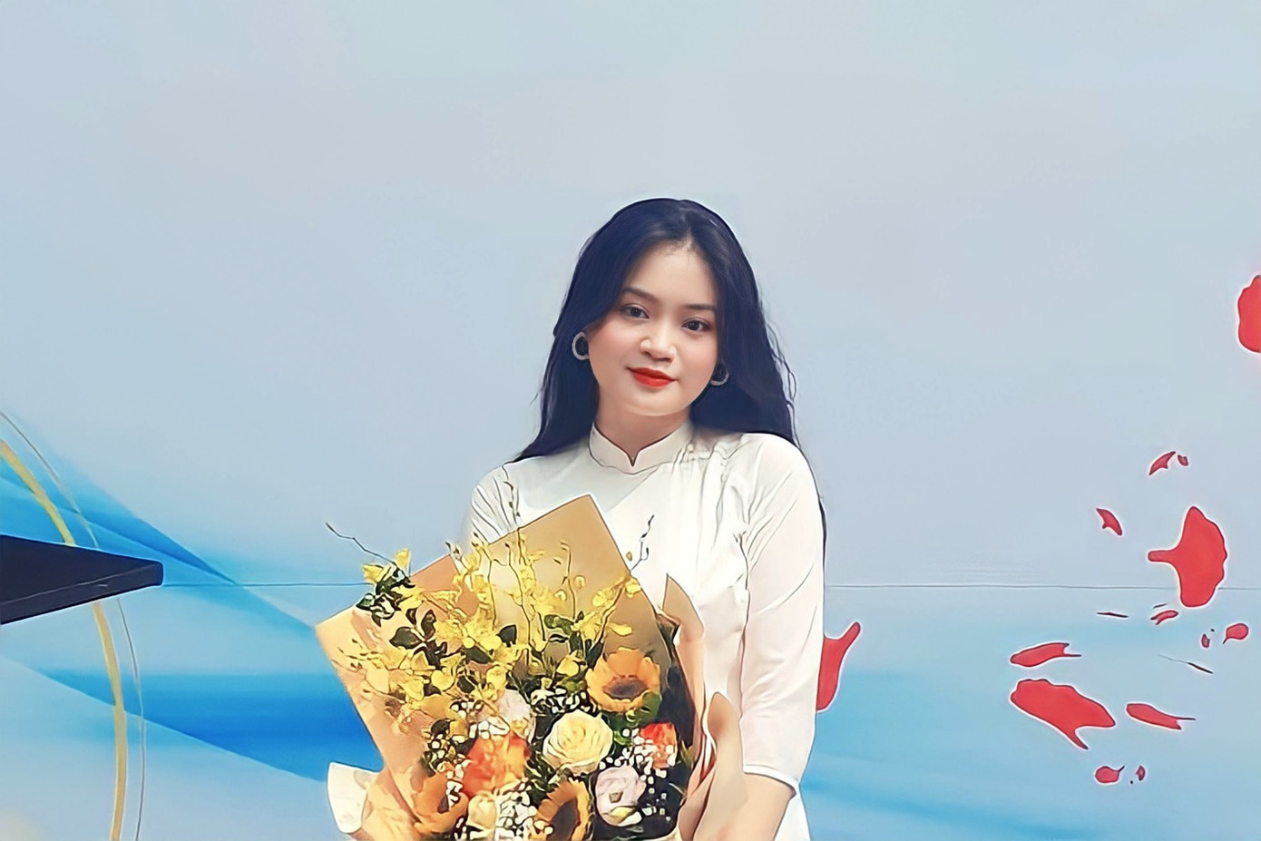 Đồng Thị Vi Hoàn – thủ khoa ngành Khoa học quản lý (VNU-USSH) năm 2023.