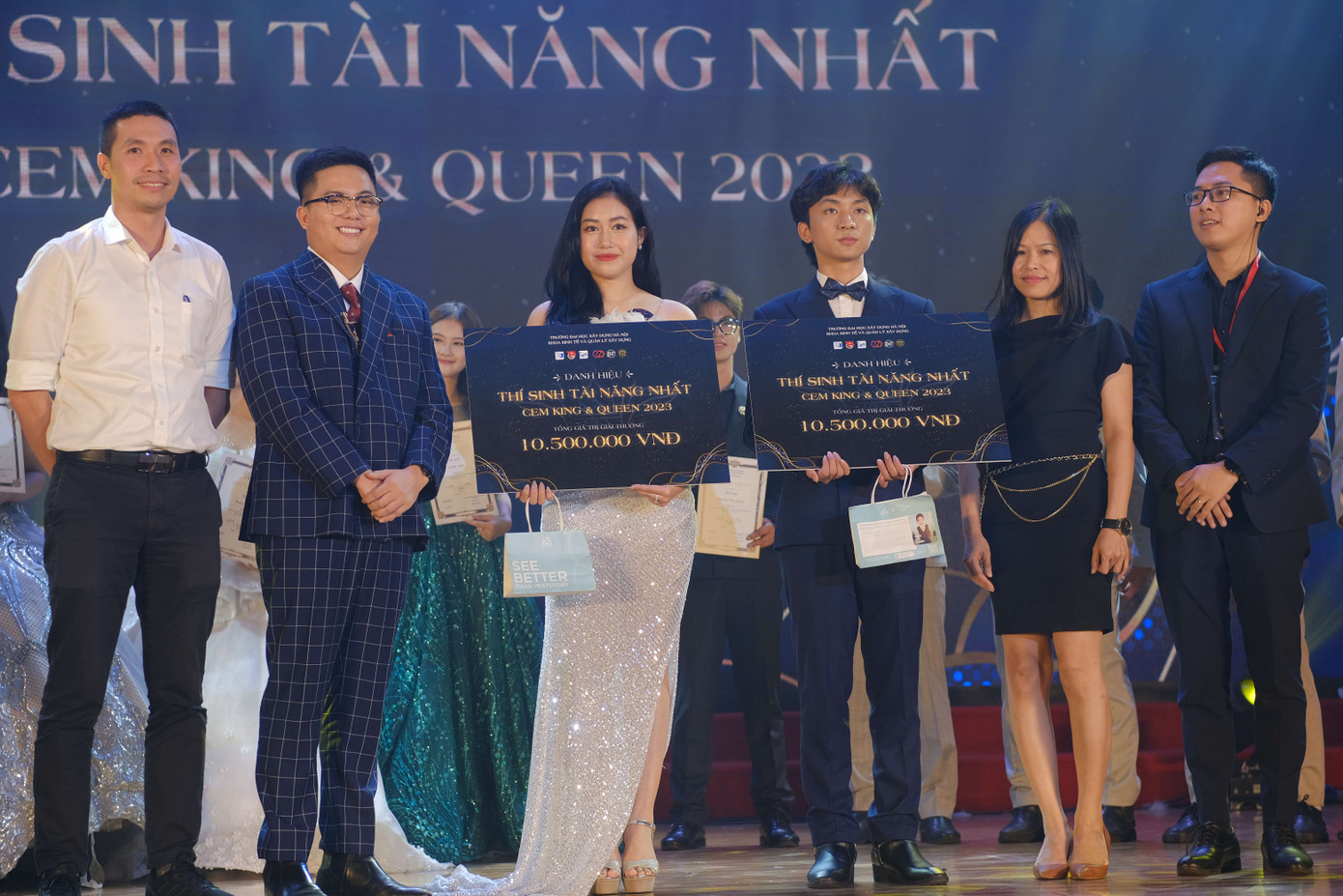 Giải thí sinh tài năng nhất thuộc về Nguyễn Tiến Mạnh và Đặng Ngọc Hà.