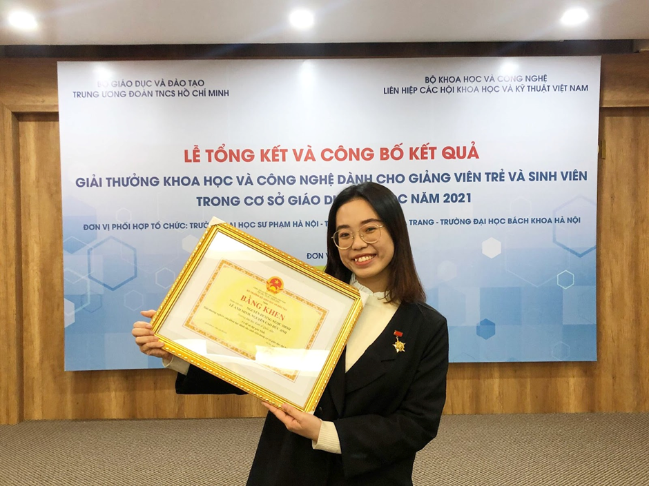 Khó khăn giúp ta “lớn lên” mỗi ngày. Khó khăn giúp ta “lớn lên” mỗi ngày.