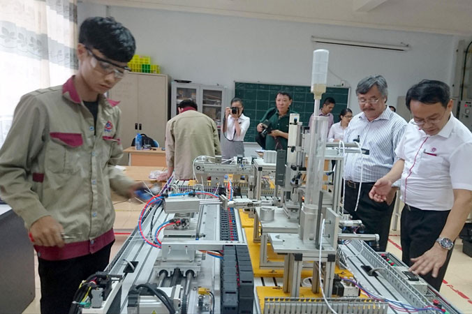 Tọa đàm trực tuyến: Khi trường nghề và doanh nghiệp tìm đến nhau ảnh 17 Tọa đàm trực tuyến: Khi trường nghề và doanh nghiệp tìm đến nhau ảnh 17