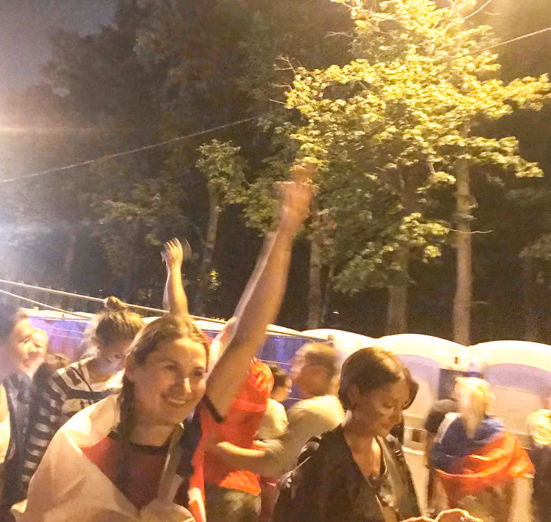 Ký sự World Cup 2018: Xem Nga đá trên đồi Lenin ảnh 9