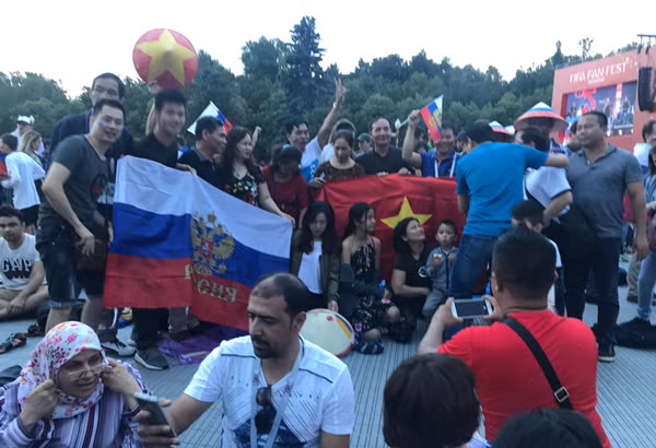 Ký sự World Cup 2018: Xem Nga đá trên đồi Lenin ảnh 3