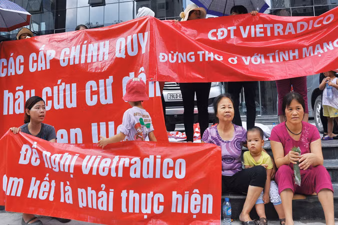 Hà Nội vào cuộc xử lý tranh chấp chung cư ảnh 2 Hà Nội vào cuộc xử lý tranh chấp chung cư ảnh 2