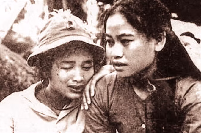 NSND Trà Giang và nguyên mẫu nhân vật Dịu trong 'Vĩ tuyến 17 ngày và đêm' ảnh 2