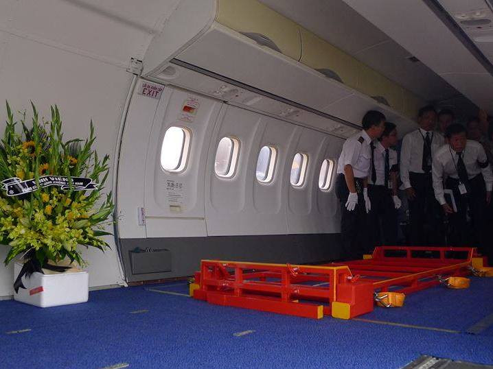 Bên trong chuyên cơ chở linh cữu Đại tướng