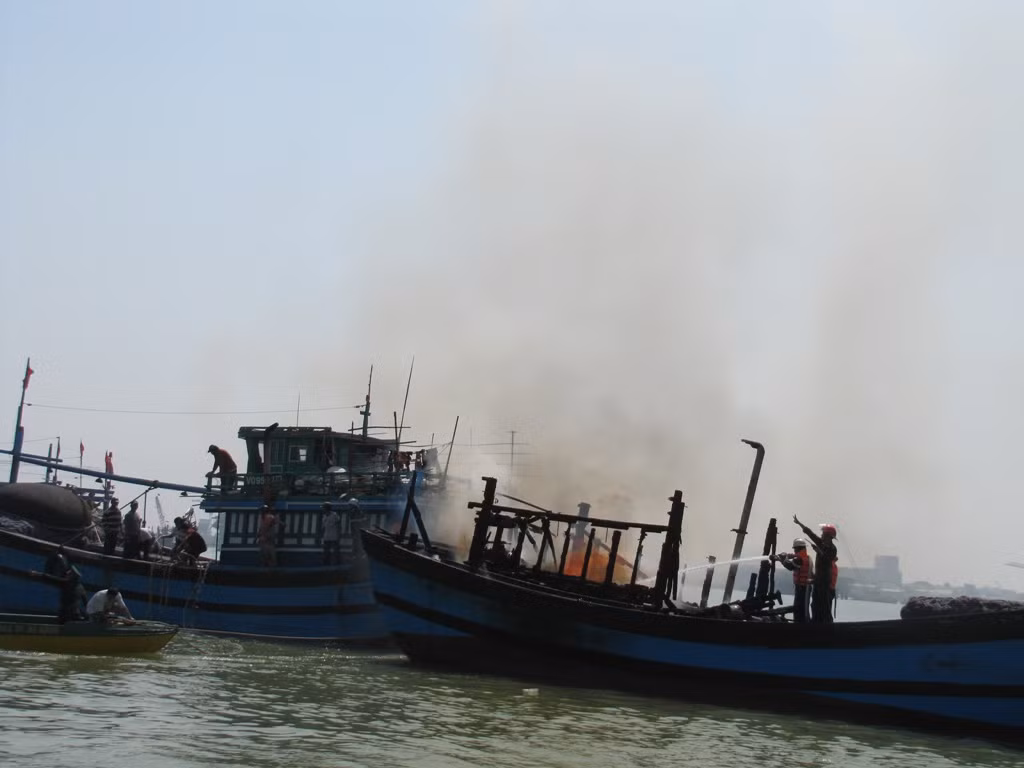 Hiện trường vụ cháy. Ảnh: Nguyễn Huy