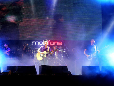 Ngũ Cung tham gia biểu diễn tại tất cả các chặng dừng chân của MobiFon RockStorm 2013