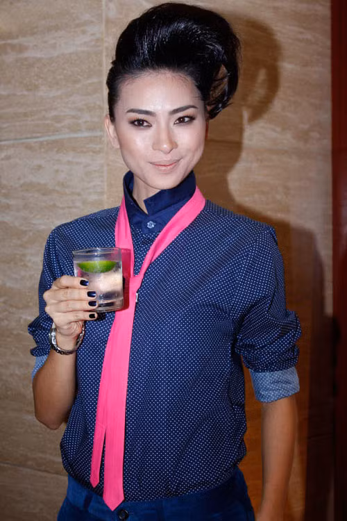 Ngô Thanh Vân rất yêu thích phong cách này nhờ sự năng động, cá tính mà nó đem lại