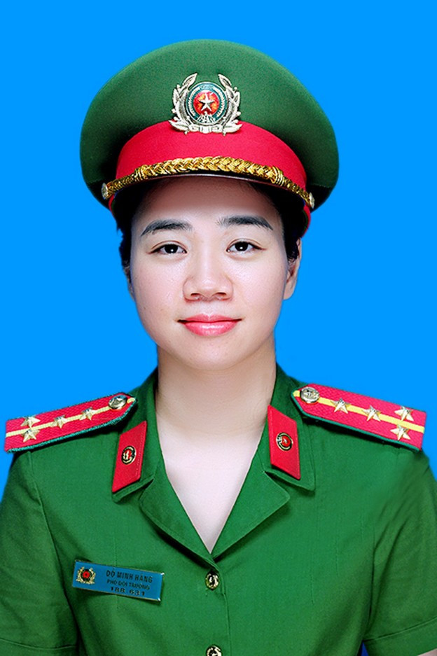 Đại uý Đỗ Minh Hằng, Phó Đội trưởng Đội 2, Phòng Cảnh sát Kinh tế, Công an tỉnh Bắc Giang. Đại uý Đỗ Minh Hằng, Phó Đội trưởng Đội 2, Phòng Cảnh sát Kinh tế, Công an tỉnh Bắc Giang.