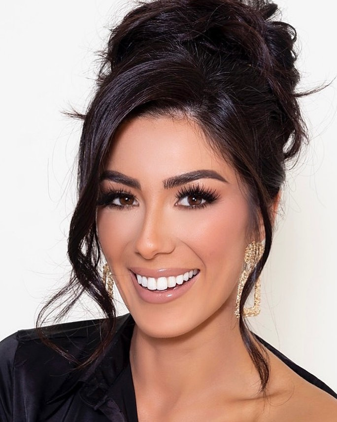 Người đẹp chia sẻ sau khi đăng quang: "Tôi biết rằng khoảnh khắc này đã được chuẩn bị sẵn cho tôi như một cơ hội. Chúa luôn biết cách sắp đặt và kế hoạch của Ngài luôn hoàn hảo hơn bất kỳ ai trong chúng ta".