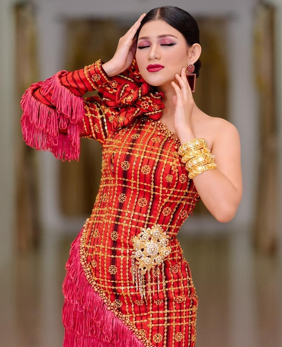 Năm 2016, người đẹp Indonesia - Ariska Putri Pertiwi đăng quang ngôi vị Hoa hậu Hòa bình Quốc tế 2016 tại Mỹ. Sau đó, cô được bình chọn là Hoa hậu đẹp nhất thế giới do chuyên trang Globalbeauties thực hiện. Gần đây nhất, người đẹp Andina Julie đăng quang ngôi vị Á hậu 2 tại Hoa hậu Hòa bình Quốc tế 2022.