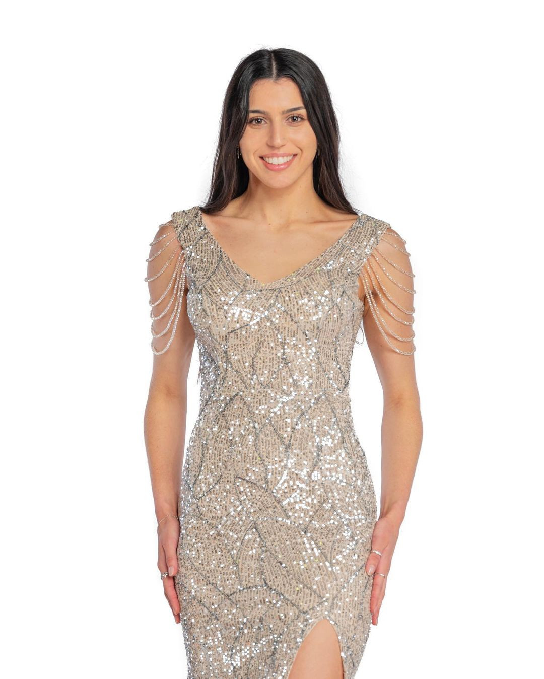 Hai người đẹp Georgia Waddington và Victoria Hooper đang nhận được nhiều sự chú ý. Cả hai có gương mặt đẹp, vóc dáng đầy đặn. Họ có nhiều tiềm năng cạnh tranh vương miện.