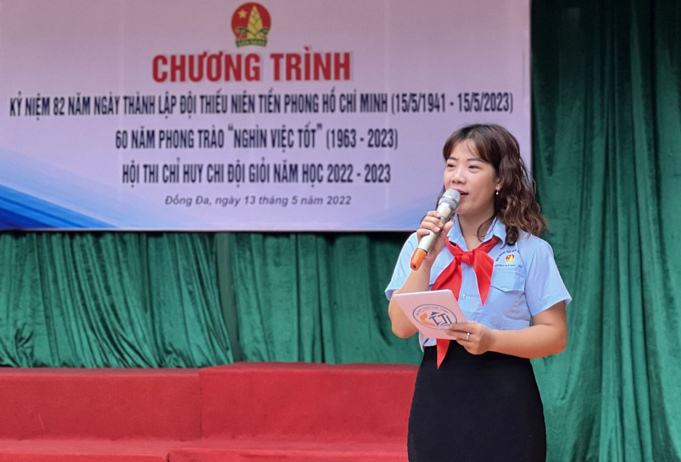 Cô giáo Lộc Thị Liên - giáo viên âm nhạc kiêm Tổng phụ trách Đội tại trường THCS Thái Thịnh, quận Đống Đa, TP Hà Nội. Cô giáo Lộc Thị Liên - giáo viên âm nhạc kiêm Tổng phụ trách Đội tại trường THCS Thái Thịnh, quận Đống Đa, TP Hà Nội.