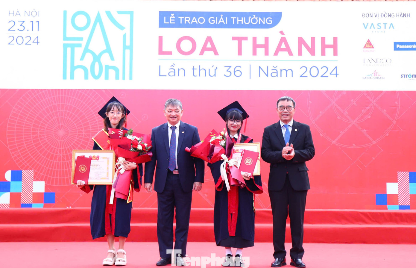 2 nữ tác giả có đồ án xuất sắc đạt giải Nhất năm nay.