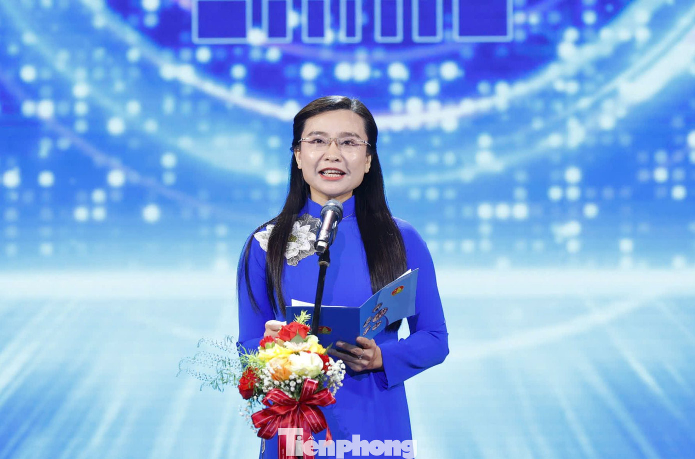 Chị Nguyễn Phạm Duy Trang - Bí thư T.Ư Đoàn, Chủ tịch Hội đồng Đội T.Ư phát biểu tại chương trình. Ảnh: Châu Linh